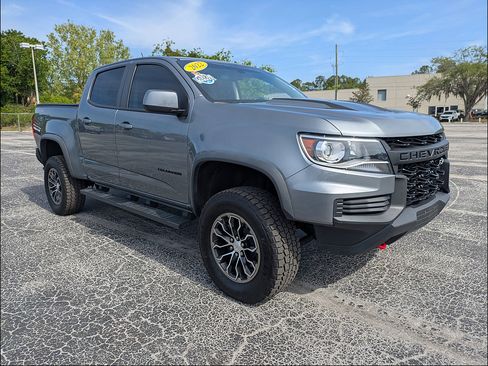 Used 2022 Chevrolet Colorado ZR2 AWD/4WD image 2