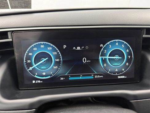 Used 2024 Hyundai Tucson Limited image 16