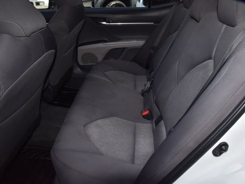 Used 2022 Toyota Camry LE FWD image 14