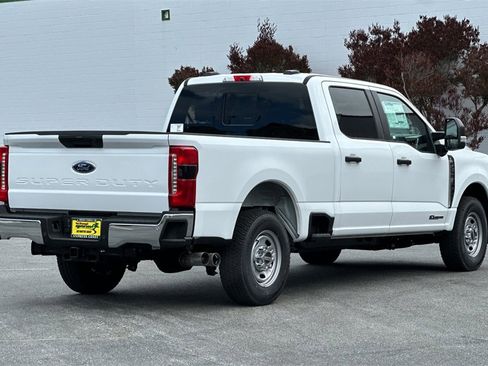 New 2025 Ford F250 XL w/ 360-Degree Camera Package image 4
