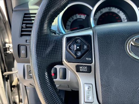 Used 2014 Toyota Tacoma PreRunner w/ Limited Package RWD image 22