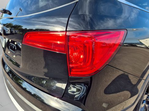 Used 2017 Honda Pilot EX-L image 35