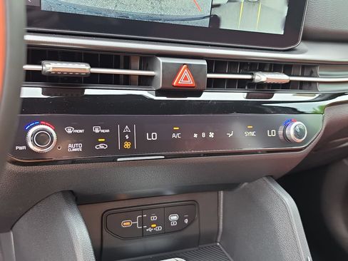 New 2026 Kia Sportage SX FWD image 26