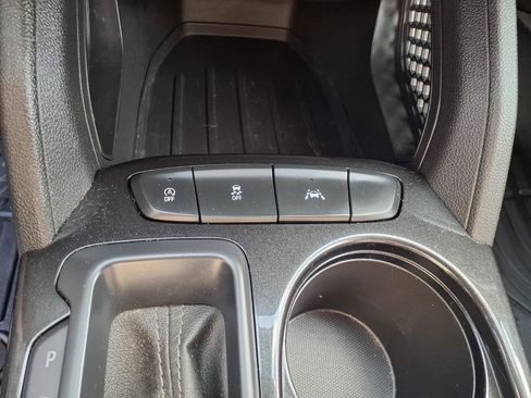 Used 2023 Chevrolet TrailBlazer LT FWD image 19