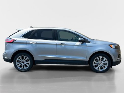 Used 2024 Ford Edge Titanium AWD/4WD image 6