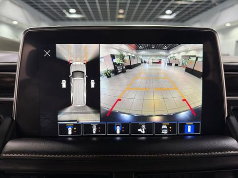 Certified 2023 GMC Yukon AT4 w/ Technology Package image 22