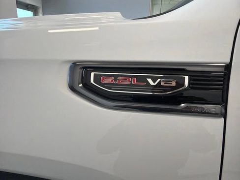 Used 2019 GMC Sierra 1500 AT4 w/ AT4 Premium Package AWD/4WD image 11
