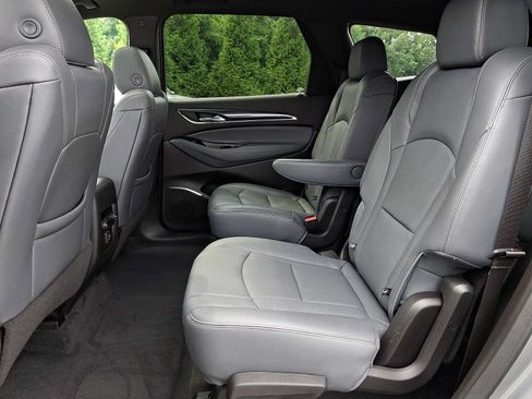 Used 2023 Buick Enclave Essence w/ Experience Buick Package AWD/4WD image 11