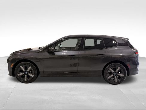Used 2024 BMW iX xDrive50 w/ Premium Package AWD/4WD image 2