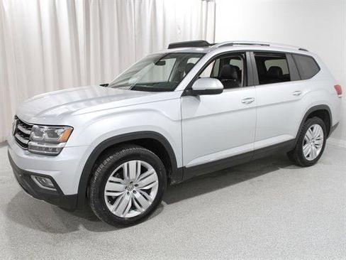 Used 2019 Volkswagen Atlas SEL image 3