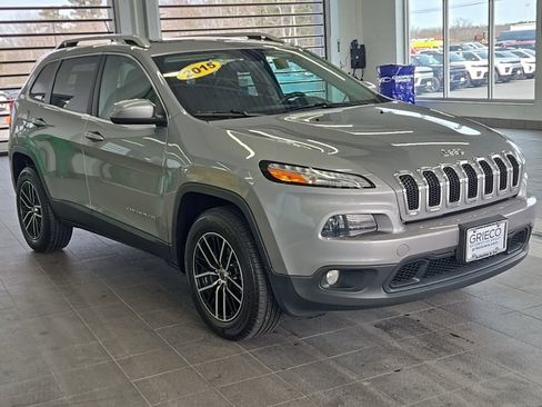 Used 2015 Jeep Cherokee Latitude w/ Comfort/Convenience Group image 1