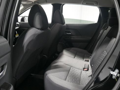 New 2026 Nissan Kicks SV image 12