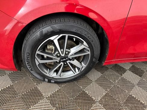 Certified 2023 Kia Forte LXS FWD image 28