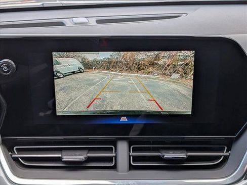 New 2026 Chevrolet Trax LT w/ Driver Confidence Package image 12