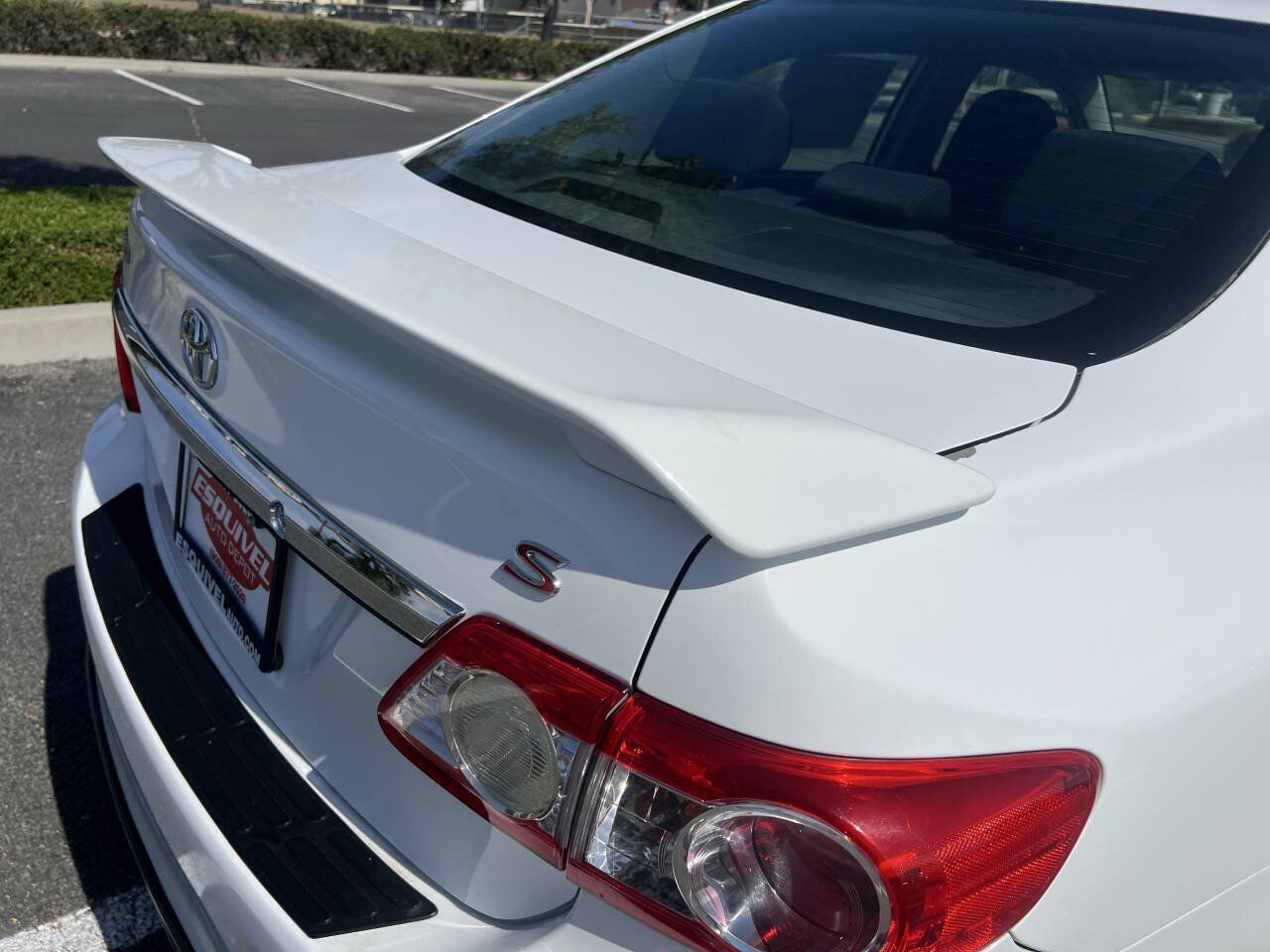 Used 2013 Toyota Corolla S FWD image 9