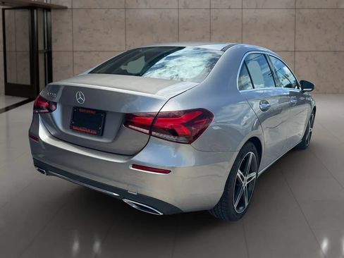Used 2019 Mercedes-Benz A 220 image 3