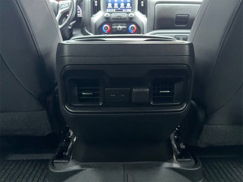 Used 2021 Chevrolet Silverado 1500 RST image 18
