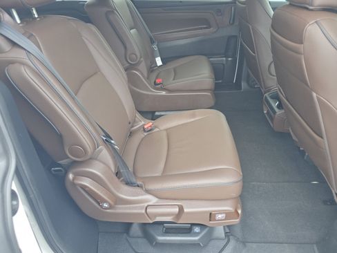 Used 2025 Honda Odyssey Touring image 23
