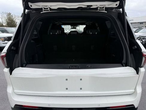 Used 2025 Lincoln Navigator L Black Label AWD/4WD image 6