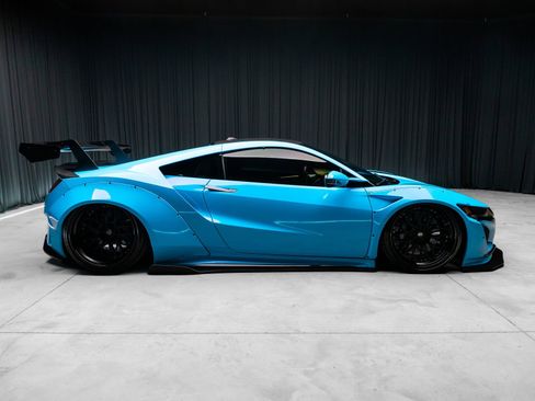 Used 2017 Acura NSX Base image 14