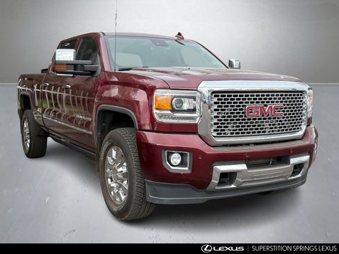 Used 2016 GMC Sierra 2500 Denali w/ Duramax Plus Package image 2