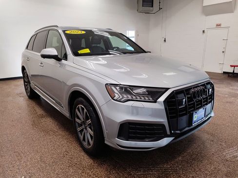Used 2023 Audi Q7 2.0T Premium Plus w/ Premium Plus Package AWD/4WD image 8