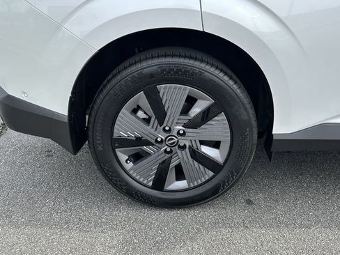 Certified 2025 Nissan Murano SL AWD/4WD image 18