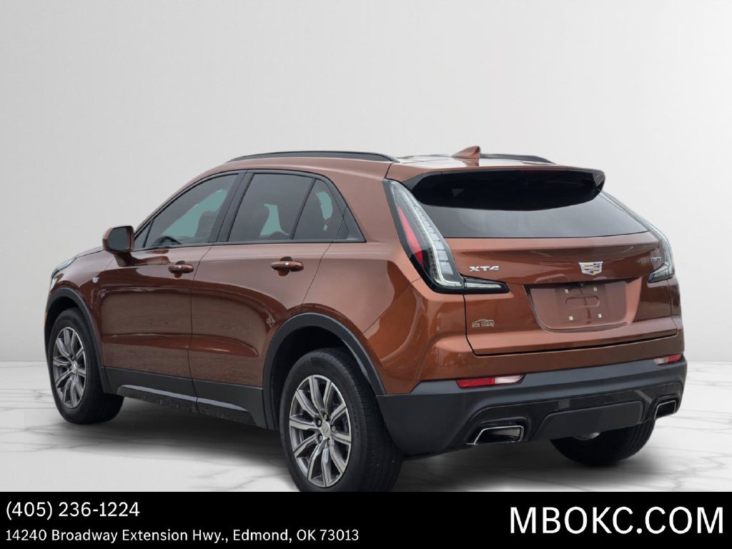 Used 2019 Cadillac XT4 Sport w/ Cold Weather Package FWD image 5
