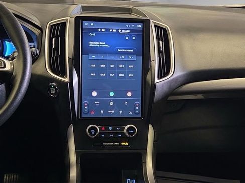 Used 2024 Ford Edge SEL image 15