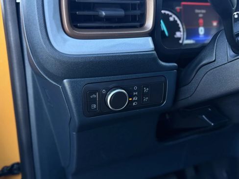 Used 2022 Ford Maverick Lariat w/ Lariat Luxury Package FWD image 27