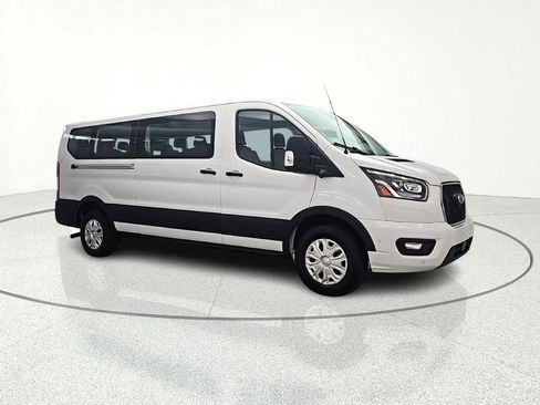 Used 2023 Ford Transit 350 XLT image 2