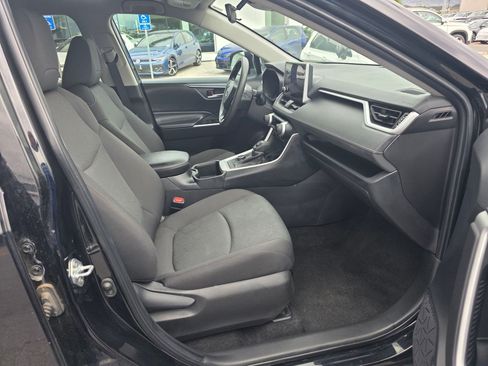 Used 2024 Toyota RAV4 XLE image 29
