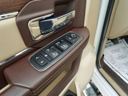 Used 2017 RAM 3500 Laramie image 21