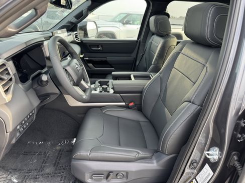 New 2026 Toyota Tundra Limited AWD/4WD image 2
