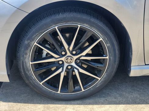 Certified 2023 Toyota Camry SE FWD image 10
