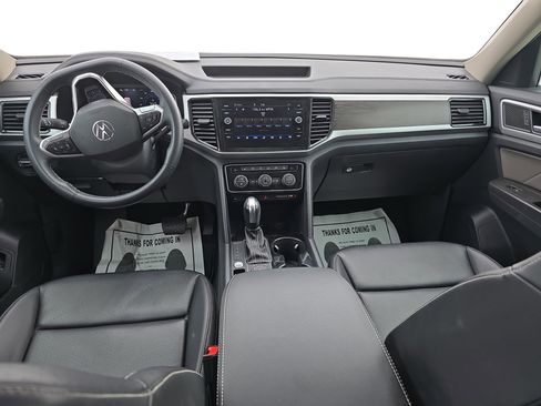 Used 2023 Volkswagen Atlas SE w/ Black Wheel Package AWD/4WD image 9