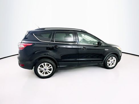 Used 2017 Ford Escape SE w/ Equipment Group 201A image 10