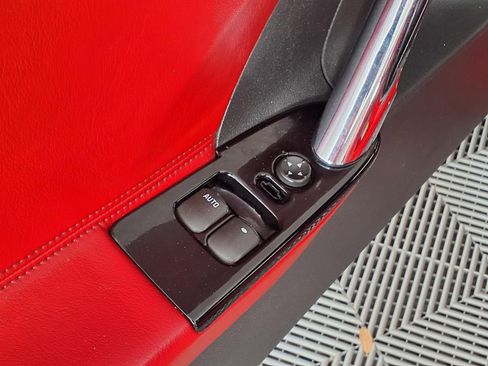 Used 2008 Saturn Sky Red Line RWD image 20