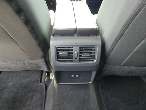 Used 2023 Nissan Rogue SV image 23