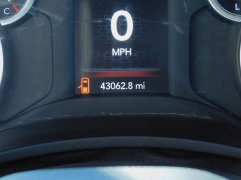 Used 2024 RAM 3500 Big Horn image 17