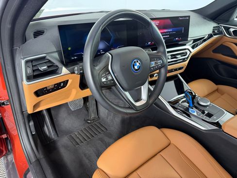 Used 2023 BMW i4 eDrive40 RWD image 4