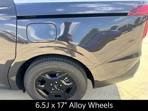 New 2026 Kia Carnival image 9