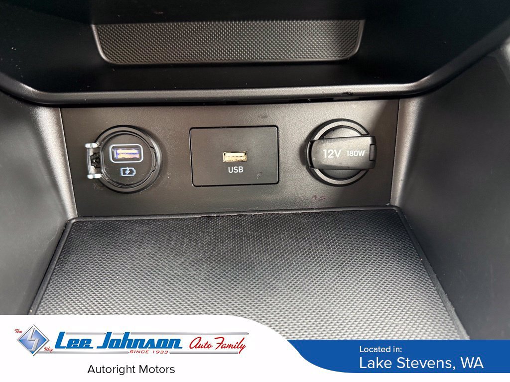 Used 2023 Hyundai Kona SE AWD/4WD image 24