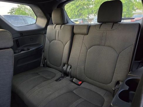 Used 2023 Honda Pilot Sport image 9