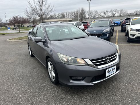 Used 2015 Honda Accord EX-L image 2