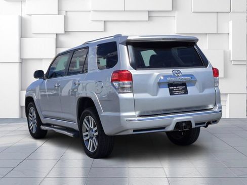 Used 2011 Toyota 4Runner Limited AWD/4WD image 5