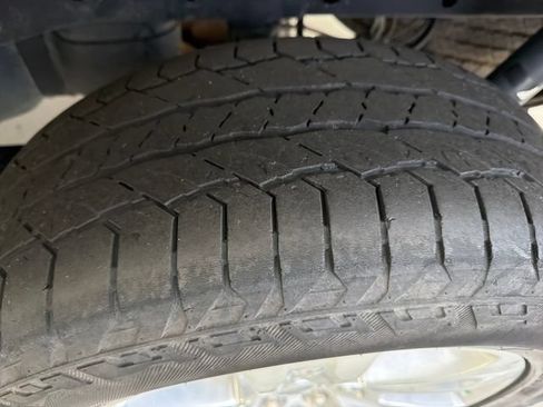 Certified 2019 Ford F150 Platinum w/ Equipment Group 701A Luxury AWD/4WD image 28