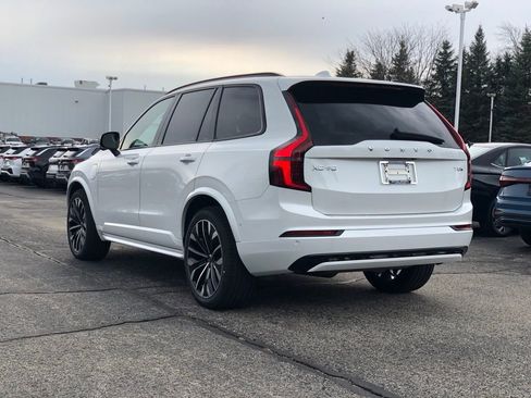 New 2026 Volvo XC90 T8 Ultra w/ Protection Package Premier AWD/4WD image 5