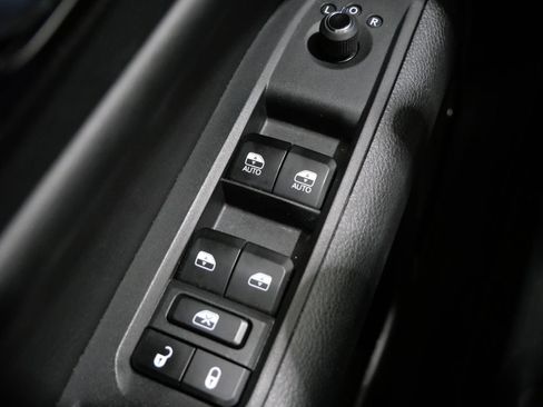 Used 2023 Jeep Compass High Altitude AWD/4WD image 14