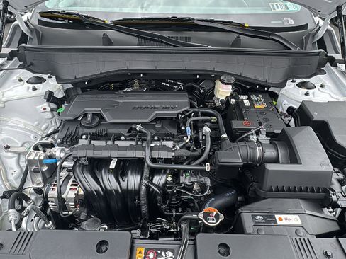 New 2026 Hyundai Kona SE AWD/4WD image 12